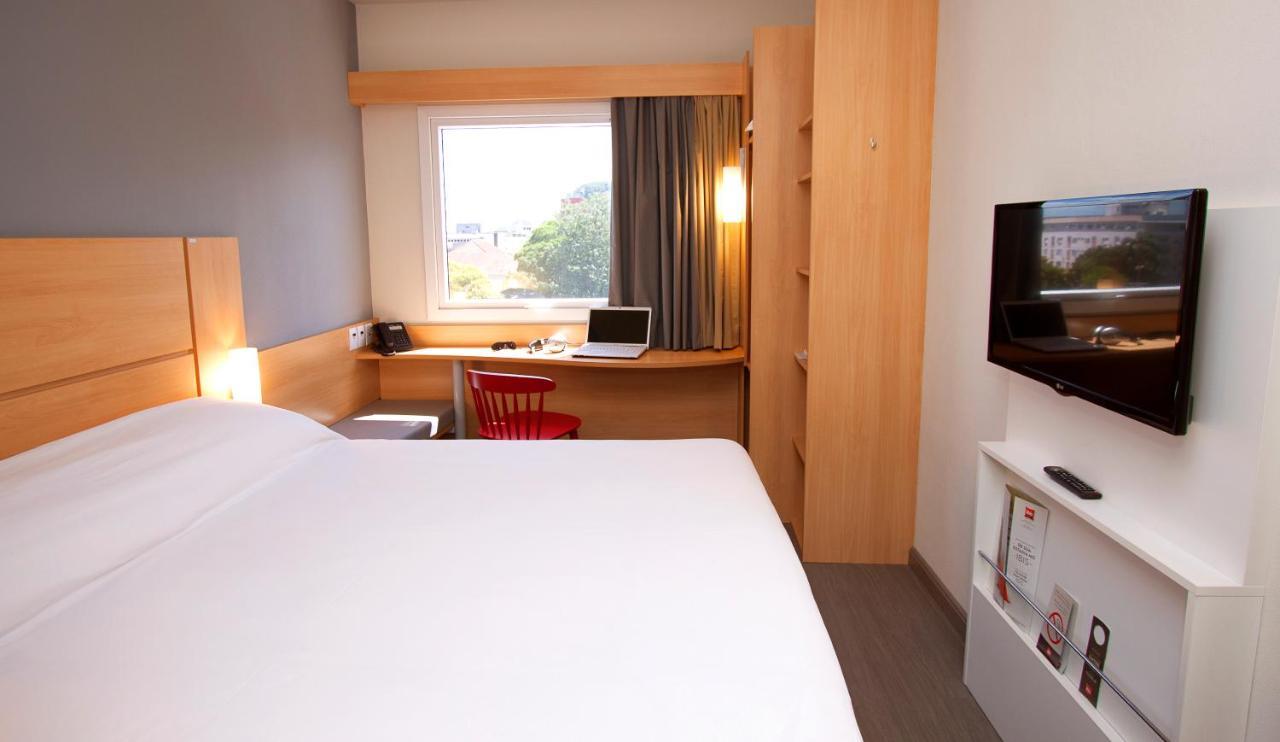 Ibis Montenegro Exterior photo